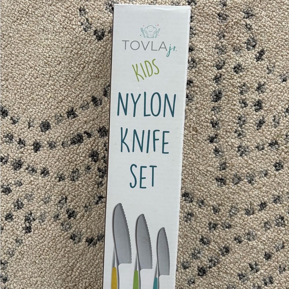Tovla jr kids nylon knife set